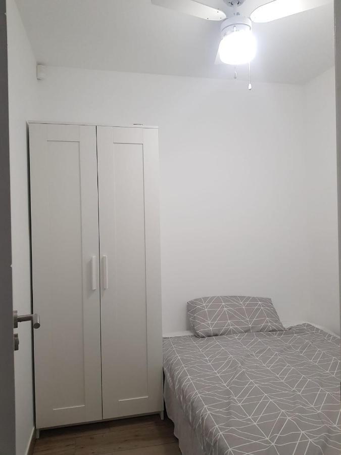 Family Comfortable Apartment Arona  Esterno foto